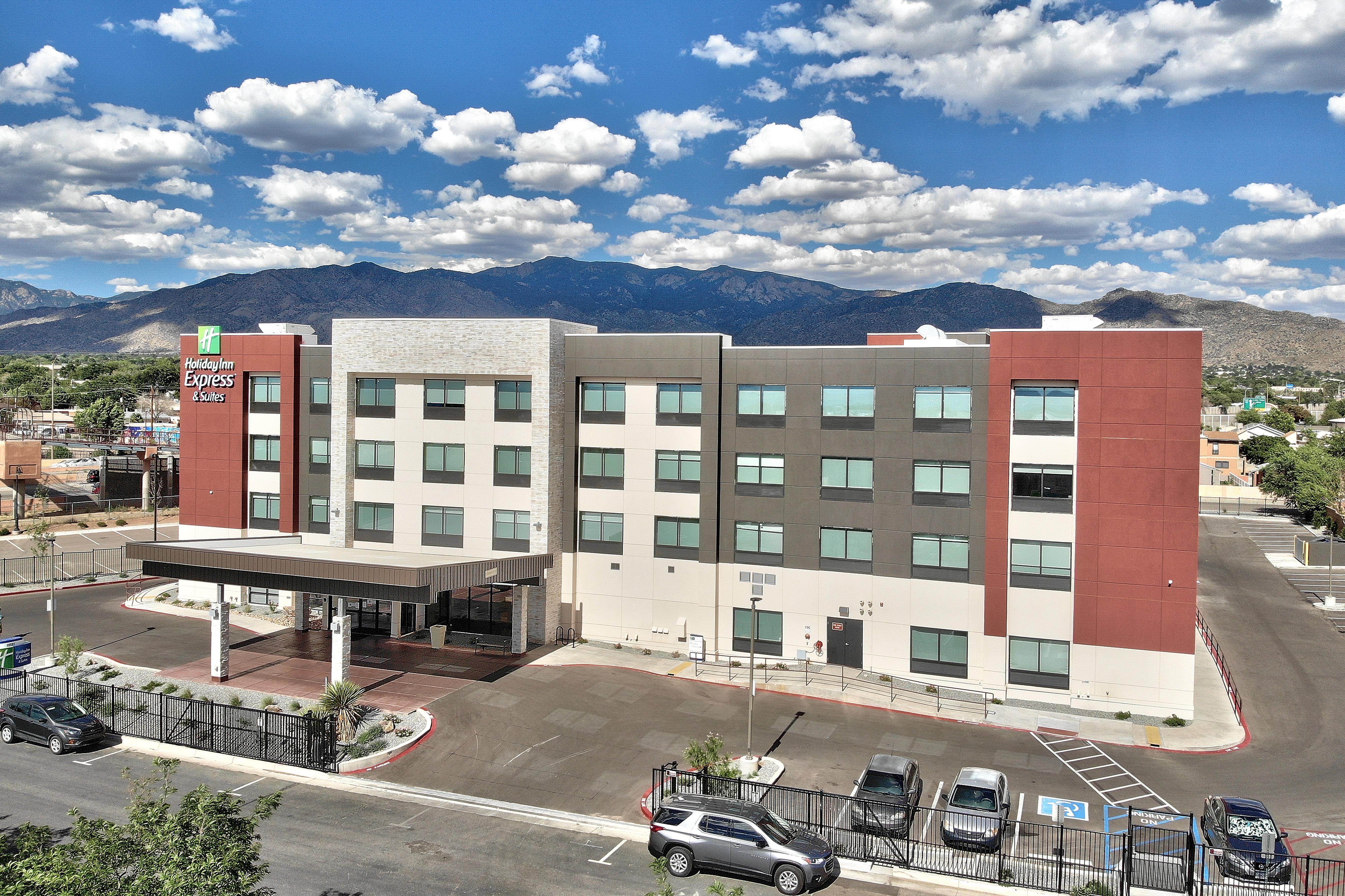 Holiday Inn Express & Suites - Albuquerque East By Ihg Exteriér fotografie